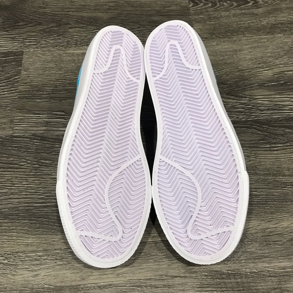Youth Toki Slipon cvs (NEW!) Size 7Y - Picture 4 of 4